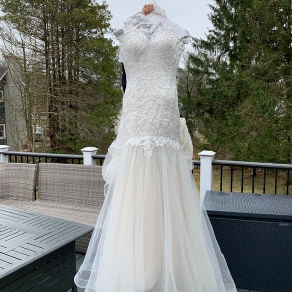 Brand New with tags - Maggie Sottero - Picture 3 of 8